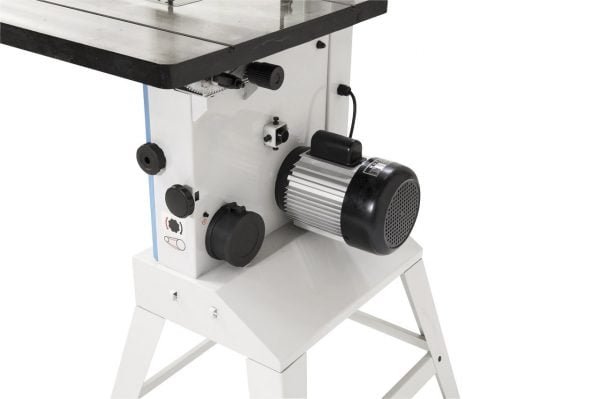 Juostinės medienos pjovimo staklės Bernardo HBS 320 - staklių fragmentas