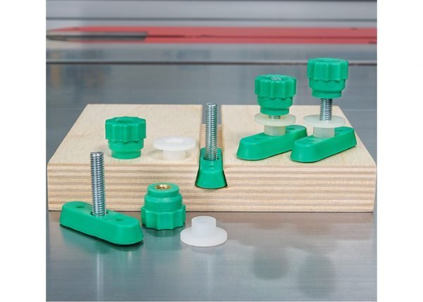 Tvirtinimo priemonių komplektas MATCHFIT 1″ Dovetail Track Hardware™ Screw Set - panaudojimo pavyzdys