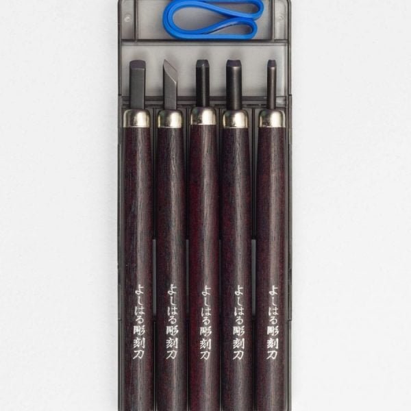 Japoniškų raižiklių medienos drožybai komplektas 5 vnt. plastikinėje dėžutėje