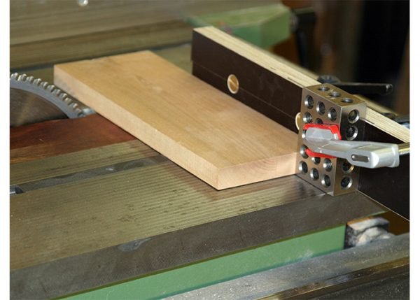 Universalaus panaudojimo lygiagretūs metaliniai blokai - panaudojimo pavyzdys