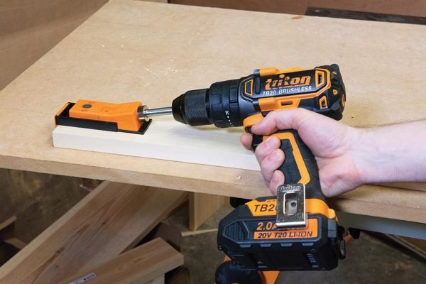 Pagalbinis šablonas paslėptų skylių (Pocket hole) gręžimui Triton T1PHJ