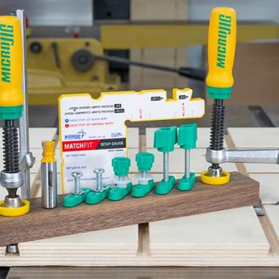 Darbastalio spaustuvų komplektas su priedais MATCHFIT Dovetail Track Clamp PRO