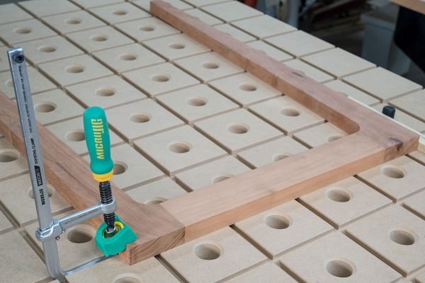 Darbastalio spaustuvas MATCHFIT Dovetail Track Clamp