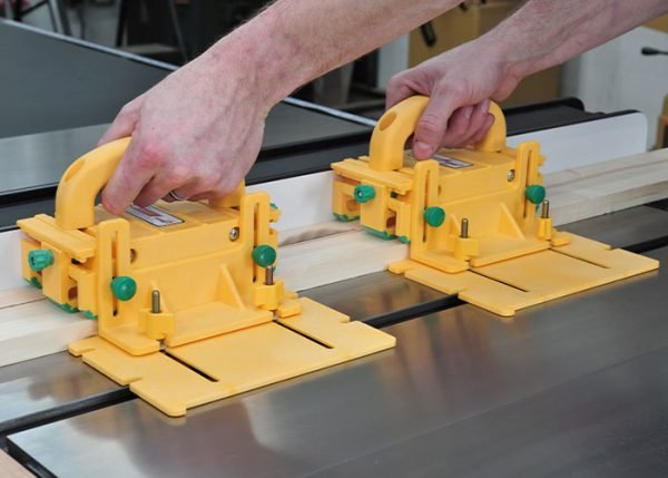 Ruošinio stūmimo blokas MicroJig GRR-RIPPER 3D Advanced - panaudojimo pavyzdys