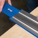 Universali kreipiančioji liniuotė diskiniams pjūklams Kreg Accu-Cut