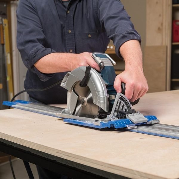 Universali kreipiančioji liniuotė diskiniams pjūklams Kreg Accu-Cut