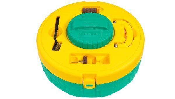 Pjūklo ašmenų ir kotinių frezų valymo sistema Microjig BLADECLEAN System