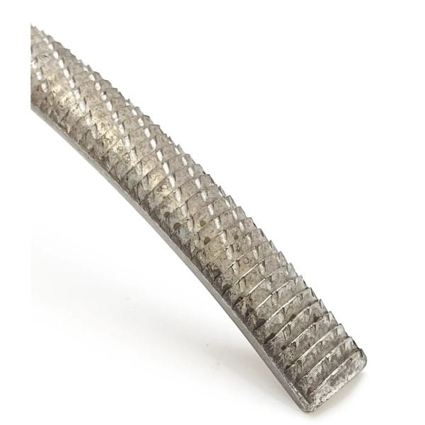 Chemiškai poliruota japoniška pusapvalė išlenkta drožėjo dildė Iwasaki 200x10mm