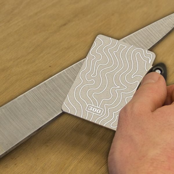 Universalus dvipusis kortelės formos galąstuvas MPOWER CREDIT CARD DIAMOND STONE 300/600