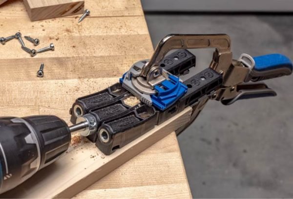 Pagalbinis šablonas kišeninių skylių gręžimui Kreg Jig KPHJ230 Pocket-Hole Jig Micro - panaudojimo pavyzdys