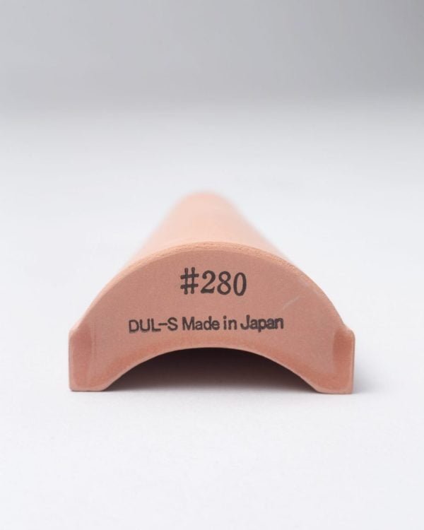 Pusapvalis vandeninis galandimo akmuo, rupumas #280