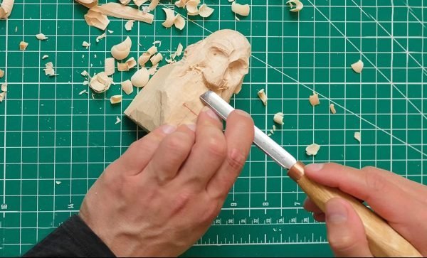 Tiesus pusapvalis drožybos kaltas 12mm