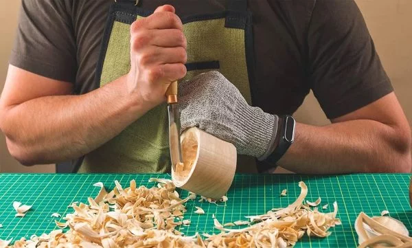 Išlenktas pusapvalis drožybos kaltas 15mm