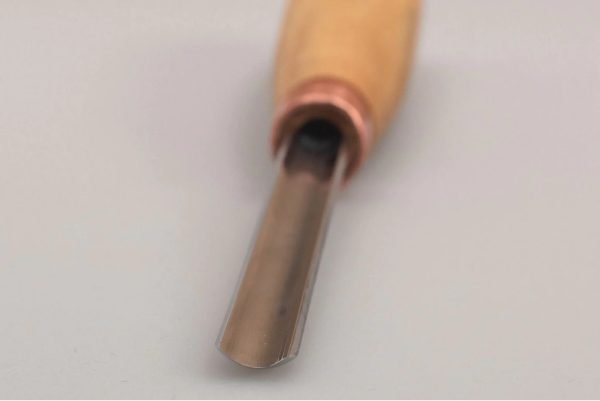 Tiesus pusapvalis drožybos kaltas 8mm