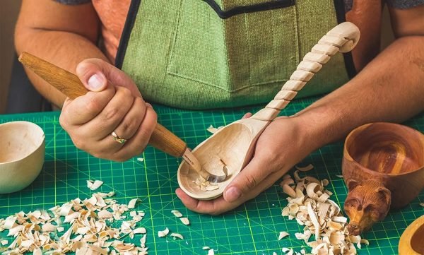 Drožinėjimo peilis kablio formos ašmenimis SK5S