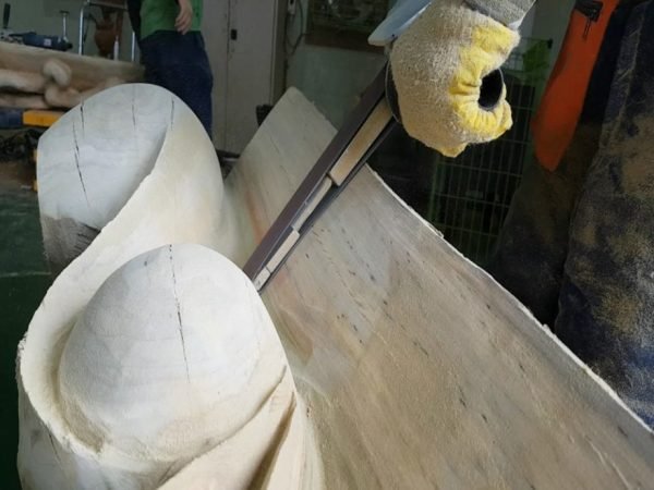 Kampinio šlifuoklio priedas juostiniam šlifavimui MANPA TOOLS - panaudojimo pavyzdys