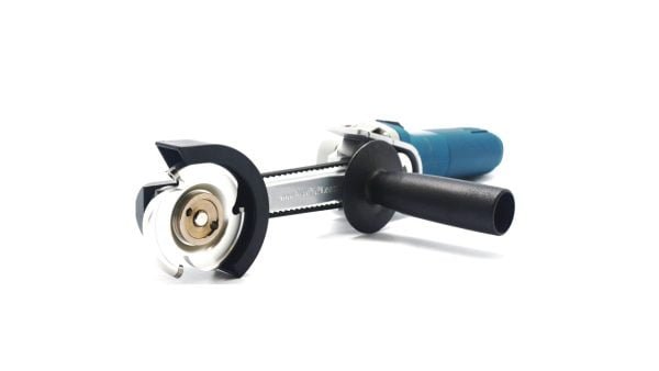 Drožybos priedas Manpa Tools Belt Cutter Attachment sumontuotas ant kampinio šlifuoklio