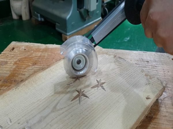 Drožybos diskas su trikampėmis pjovimo briaunomis Manpa Tools Triangle Cutter 3" (70 mm) - panaudojimo pavyzdys