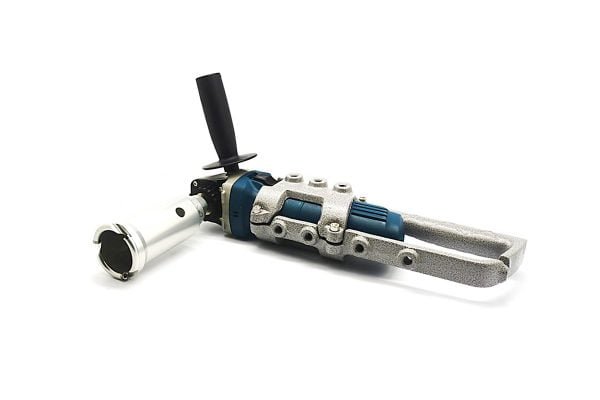 Drožtuvas skylėms Manpa Tools Holes Cutter - sumontuotas ant kampinio šlifuoklio