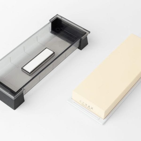 Japoniškas vandeninis galandimo akmuo Suehiro NEW CERAX #3000