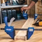 Universalus spaustuvas KREG VersaGrip 300mm - panaudojimo pavyzdys