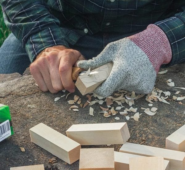 Medinių kaladėlių drožinėjimo projektams rinkinys 18vnt.