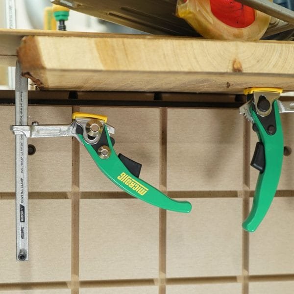 Darbastalio spaustuvas su reketiniu mechanizmu MATCHFIT Dovetail Ratchet Clamp AP - panaudojimo pavyzdys