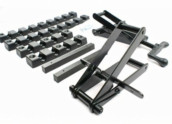 Keturpusis skydo klijavimo spaustuvas Keturpusis skydo klijavimo spaustuvas