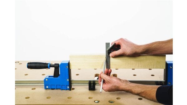 Laikiklis staliaus spaustuvui - panaudojimo pavyzdys