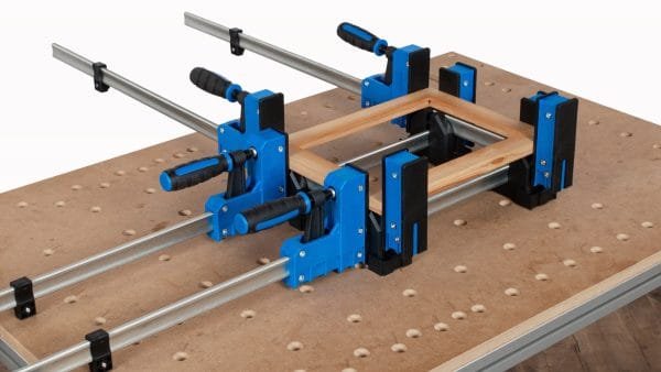 Korpusinio spaustuvo tvirtinimo blokų komplektas - panaudojimo pavyzdys