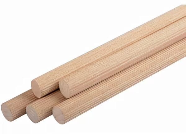 Medinis strypas kaištiniams sujungimams