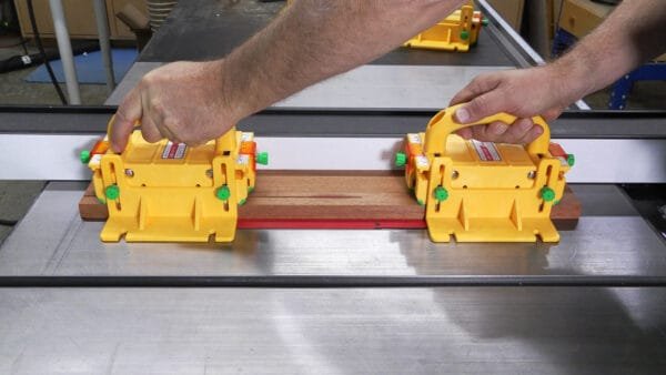 Ruošinio stūmimo blokas MicroJig GRR-RIPPER +