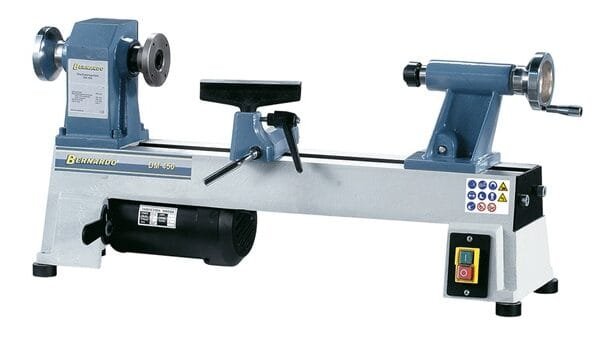 Medienos tekinimo staklės Bernardo DM 450